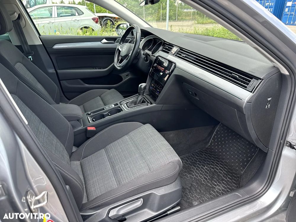 VOLKSWAGEN Passat 2021 — imagine 16
