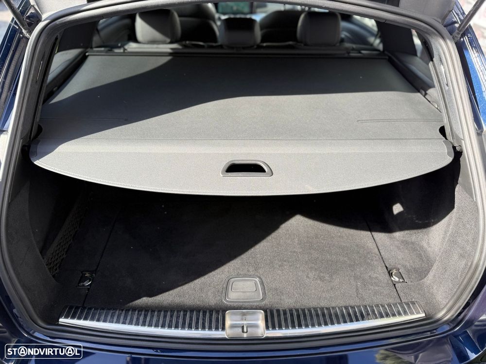 Mercedes-Benz E 300 de AMG Line - 11