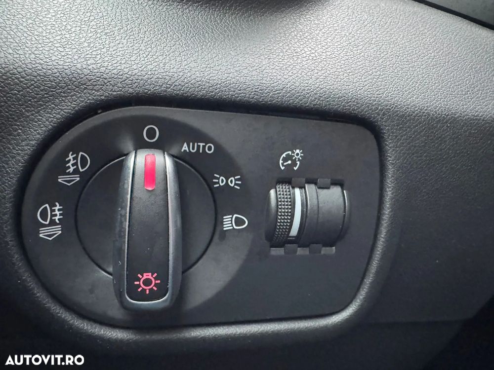 Audi A1 1.0 TFSI ultra Sportback S tronic - 24