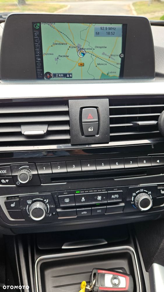 BMW Seria 3 325d - 21