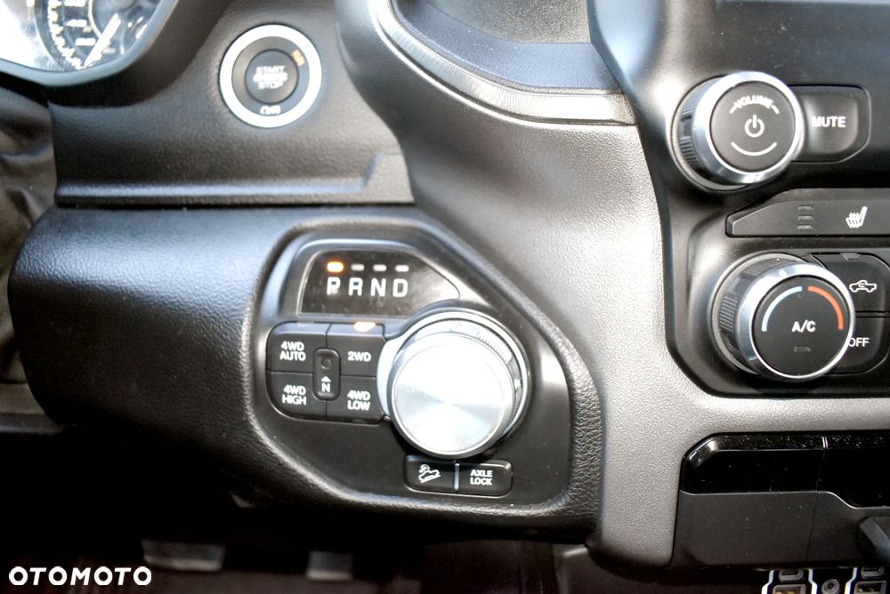 Dodge RAM - 34
