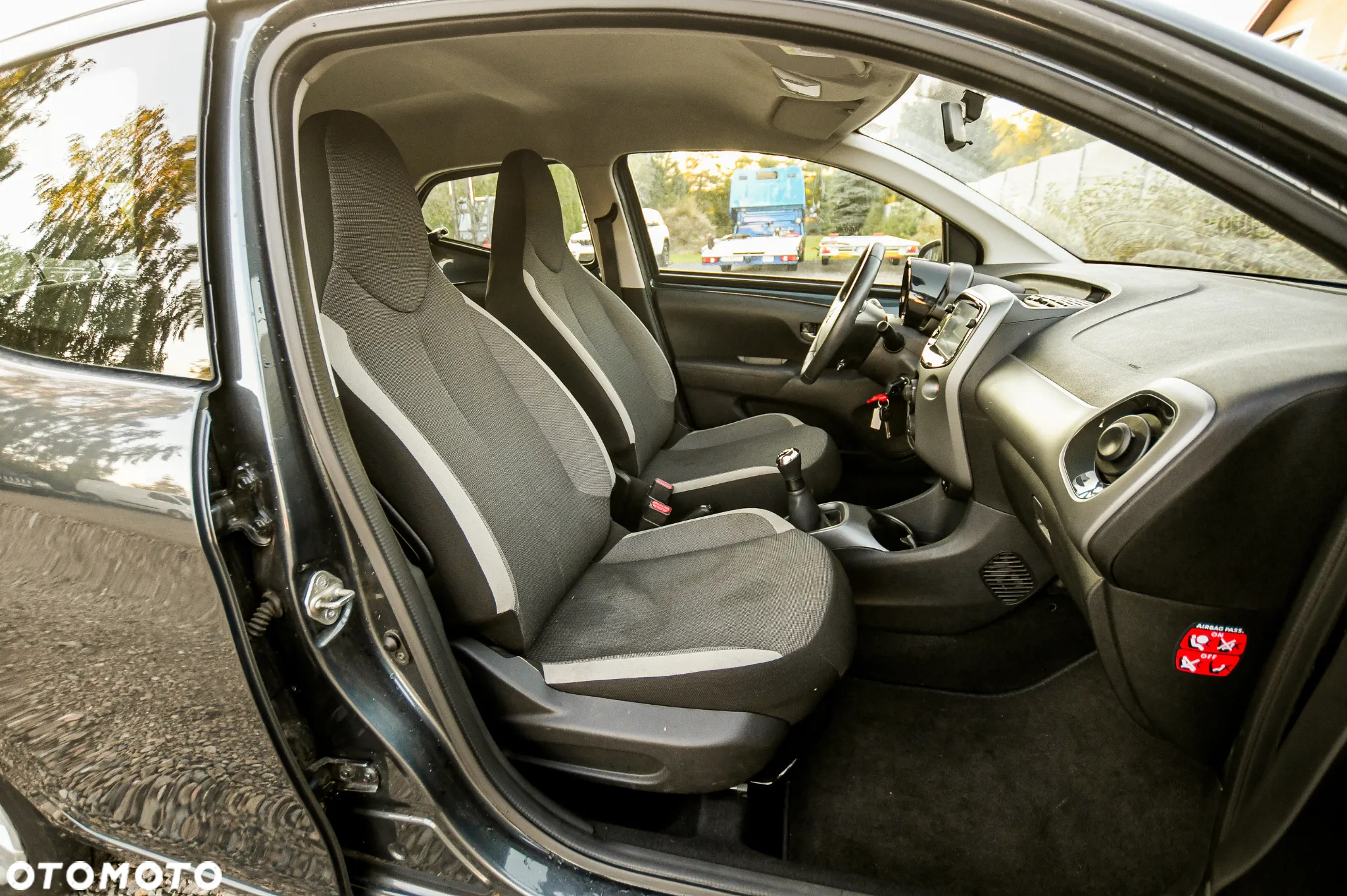 Toyota Aygo x - 31