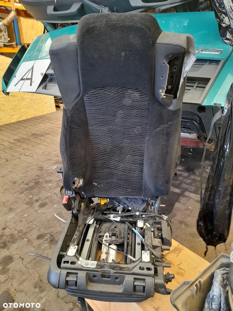 Fotel kierowcy Mercedes Actros MP4 Arocs Antos - 2