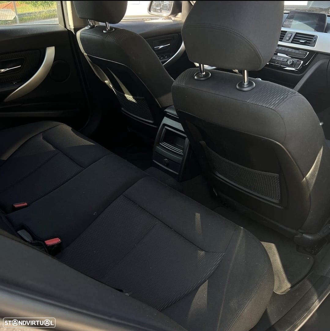 BMW 318 d Touring Blue Performance Sport Line - 7