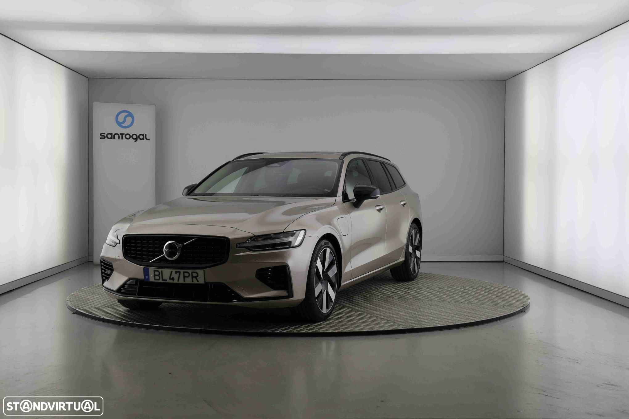 Volvo V60 2.0 T6 AWD TE Plus Dark - 7