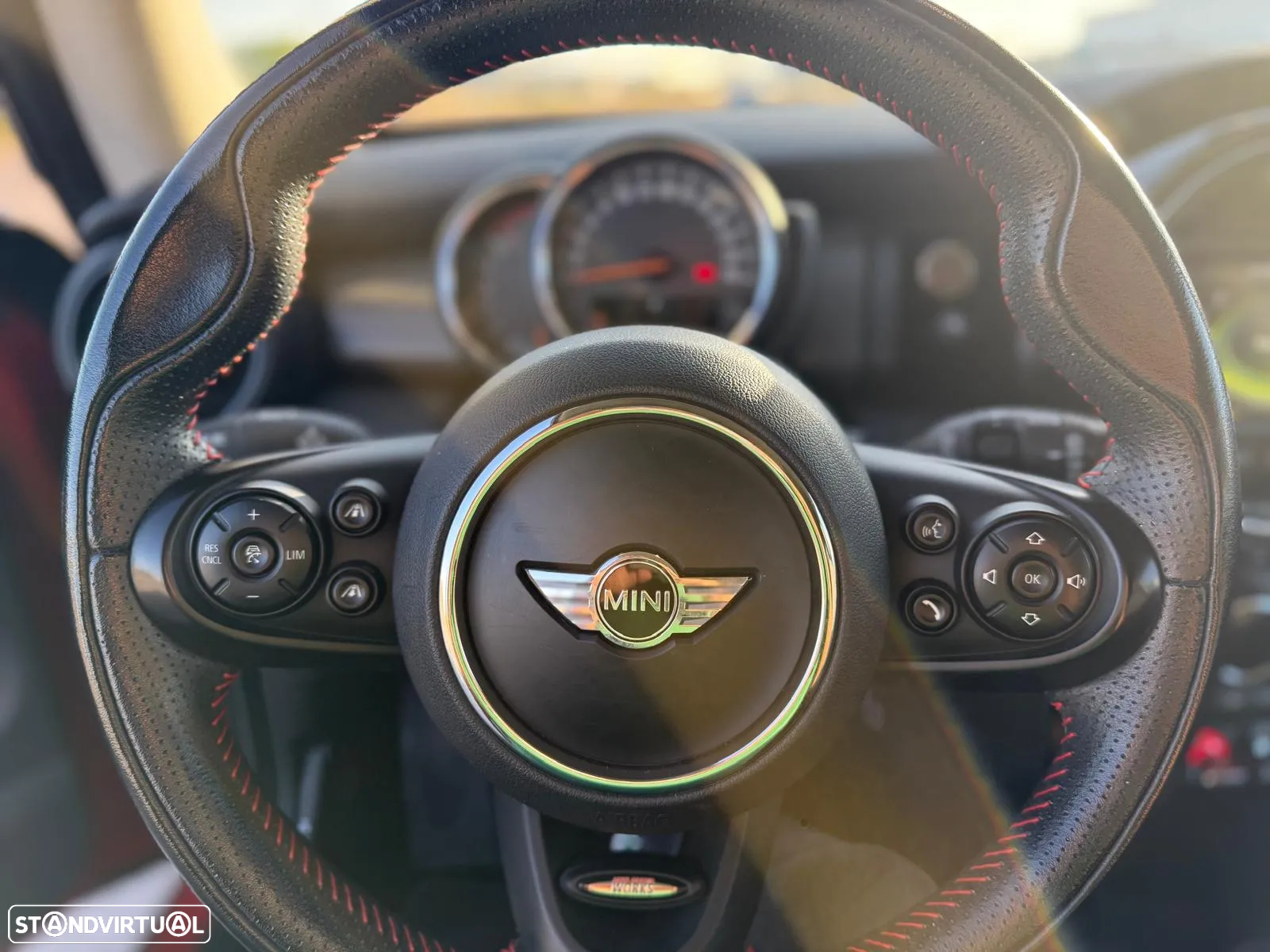 MINI 3 Portas Cooper D Aut. - 8