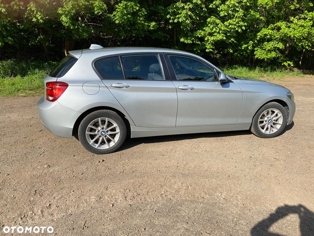 BMW Seria 1 118i - 5