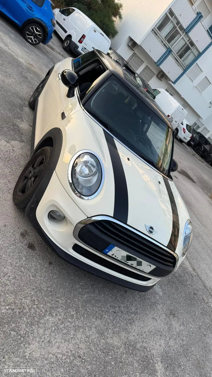 MINI 3 Portas One D - 2