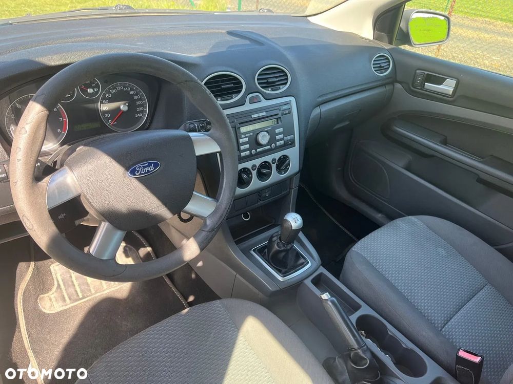 Ford Focus - 8