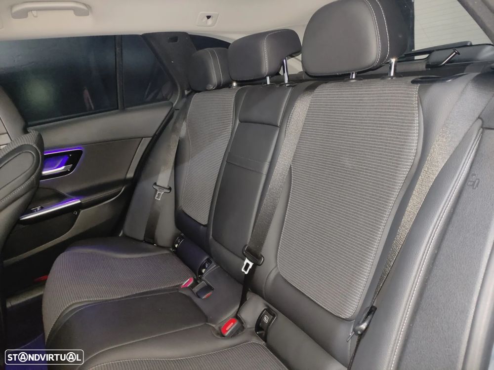 Mercedes-Benz C 300 e Avantgarde - 8