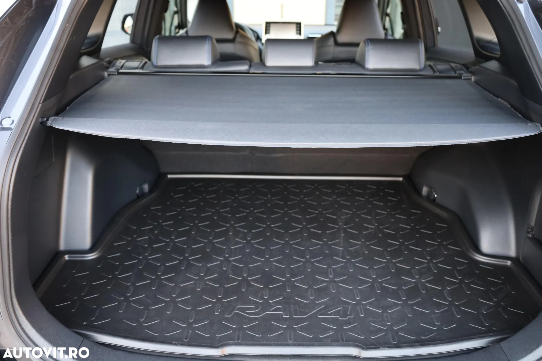 Toyota RAV4 2.5 4x2 Hybrid Style Selection - 25