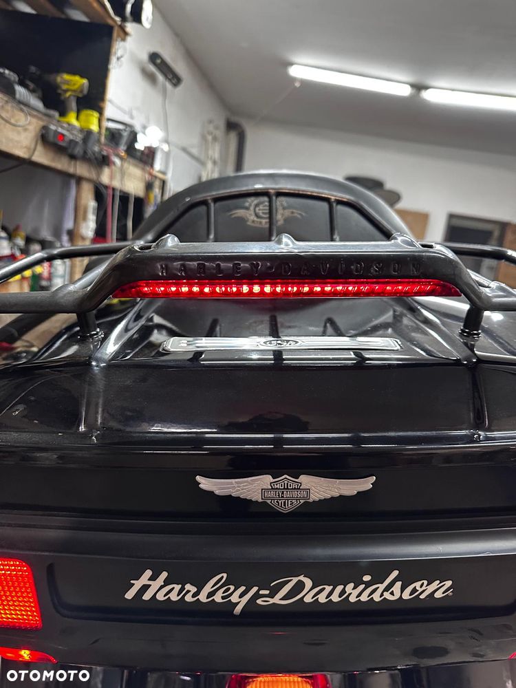 Harley-Davidson Touring Road Glide - 15