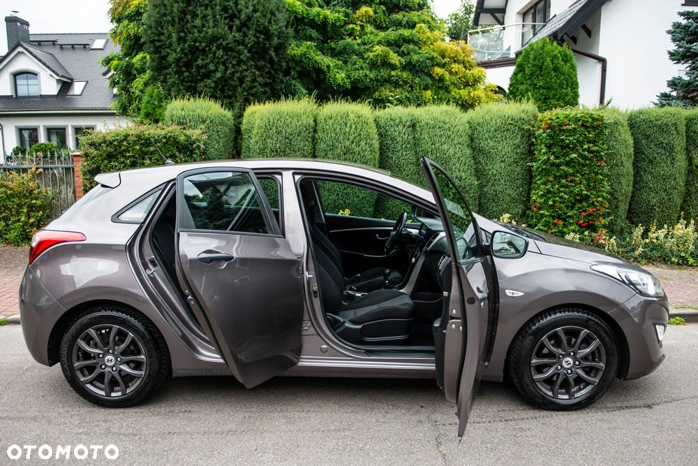 Hyundai i30 1.4 Advantage - 8