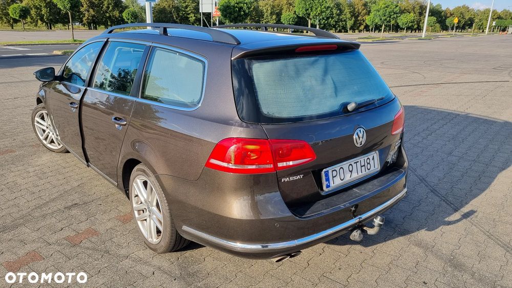 Volkswagen Passat 2.0 TDI Comfortline - 4