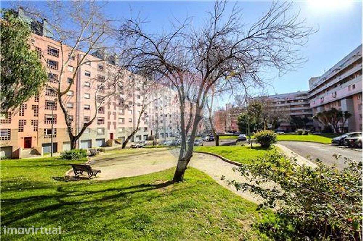 Apartamento T1 para arrendamento - Grande imagem: 2/22