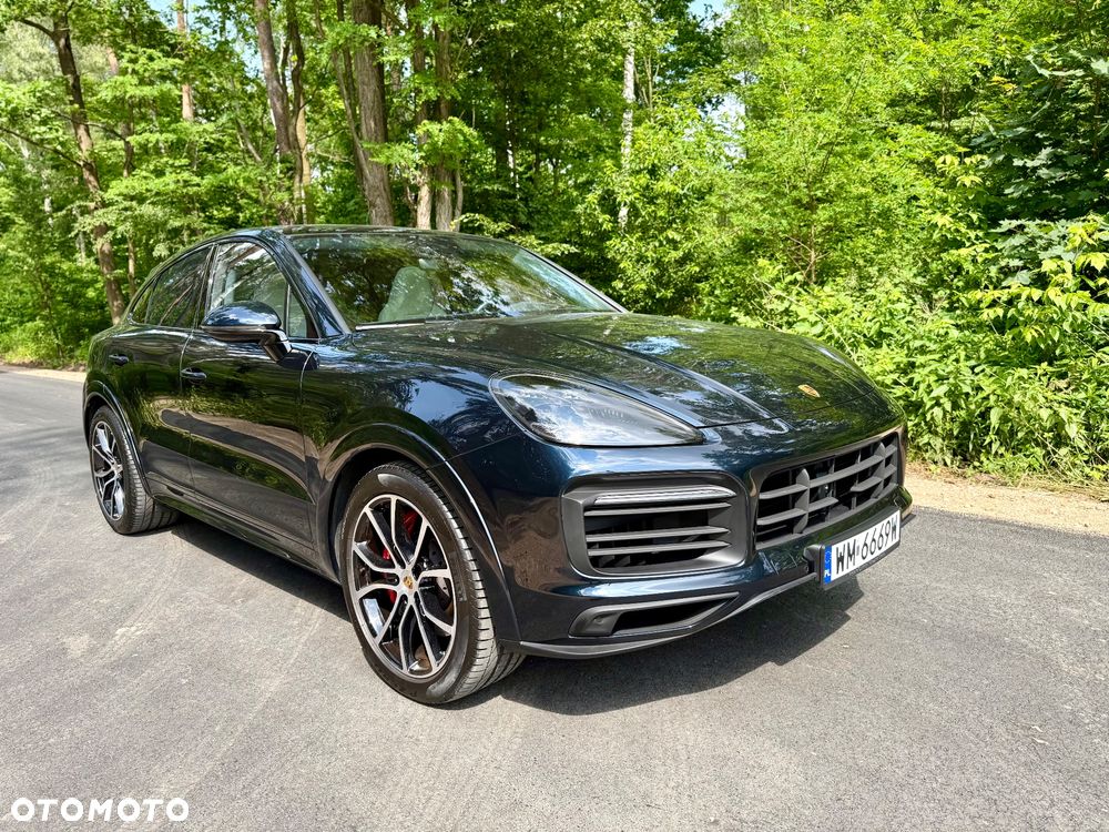 Porsche Cayenne Coupe GTS - 13