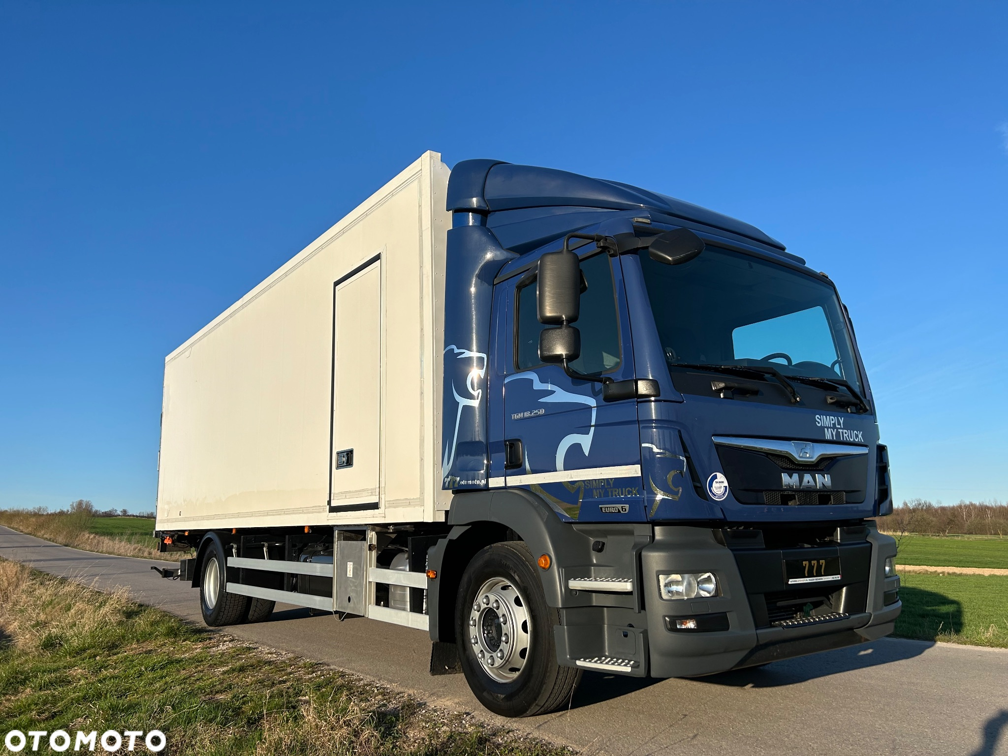 MAN TGM 18.250 Carrier 1950 D/E z Holandii / TOP STAN / 7.44m / 18 palet / winda + drzwi + drzwi boczne / OKAZJA - 27