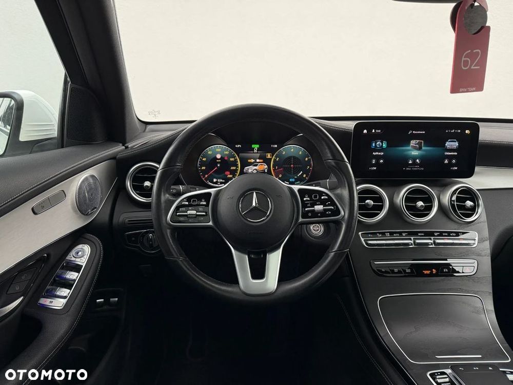 Mercedes-Benz GLC - 27