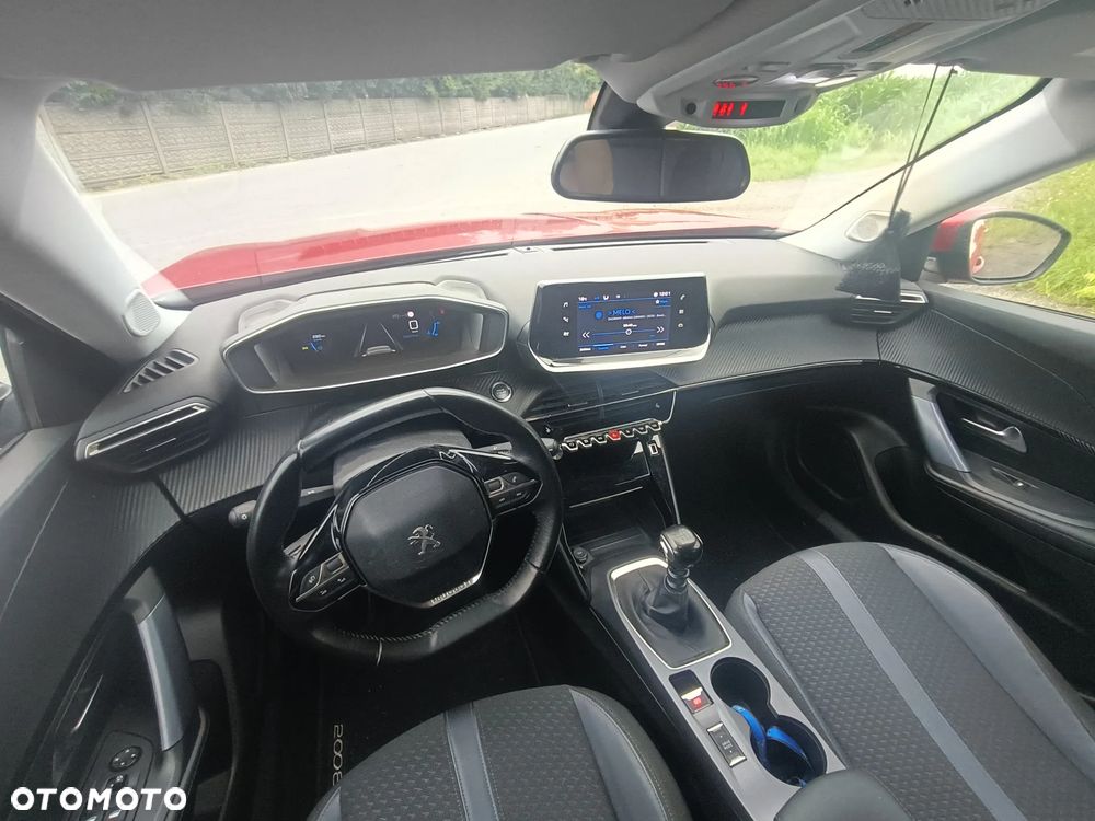 Peugeot 2008 1.2 PureTech Allure Pack S&S - 10