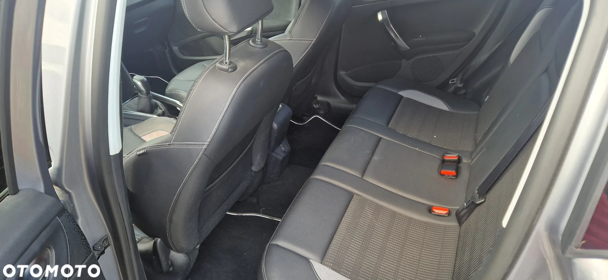Peugeot 2008 120 VTI Allure - 12