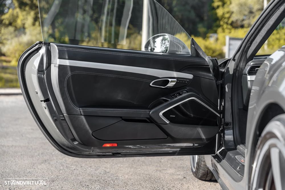 Porsche 911 (991) Carrera 2 50th Anniversary Edition PDK - 11