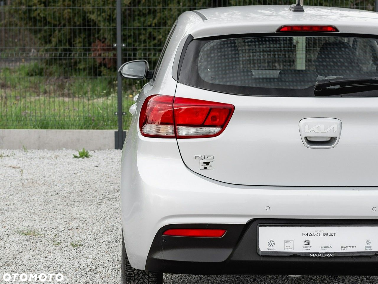 Kia Rio 1.2 M - 12