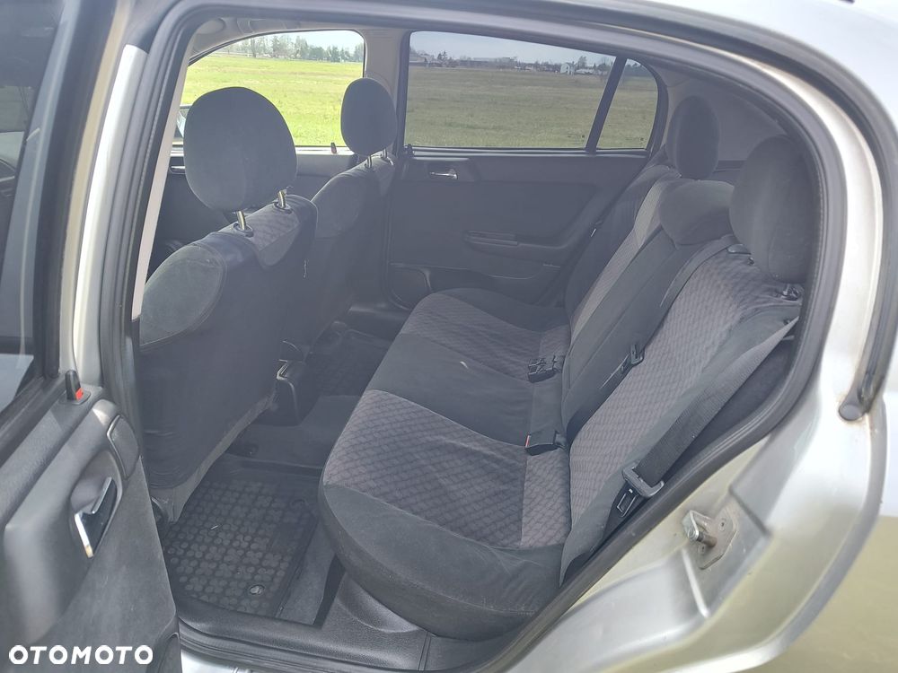 Opel Astra - 16