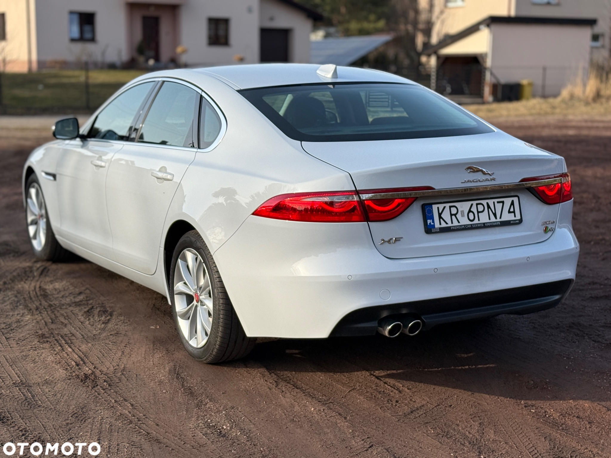 Jaguar XF 2.0 i4D AWD Prestige - 8