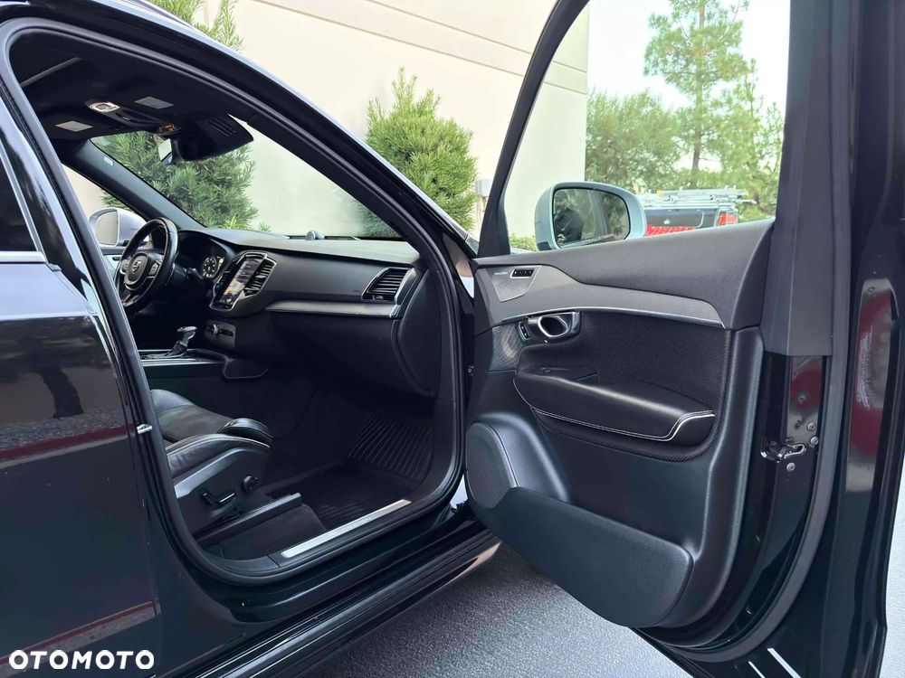Volvo XC 90 T6 AWD R-Design 7os - 9