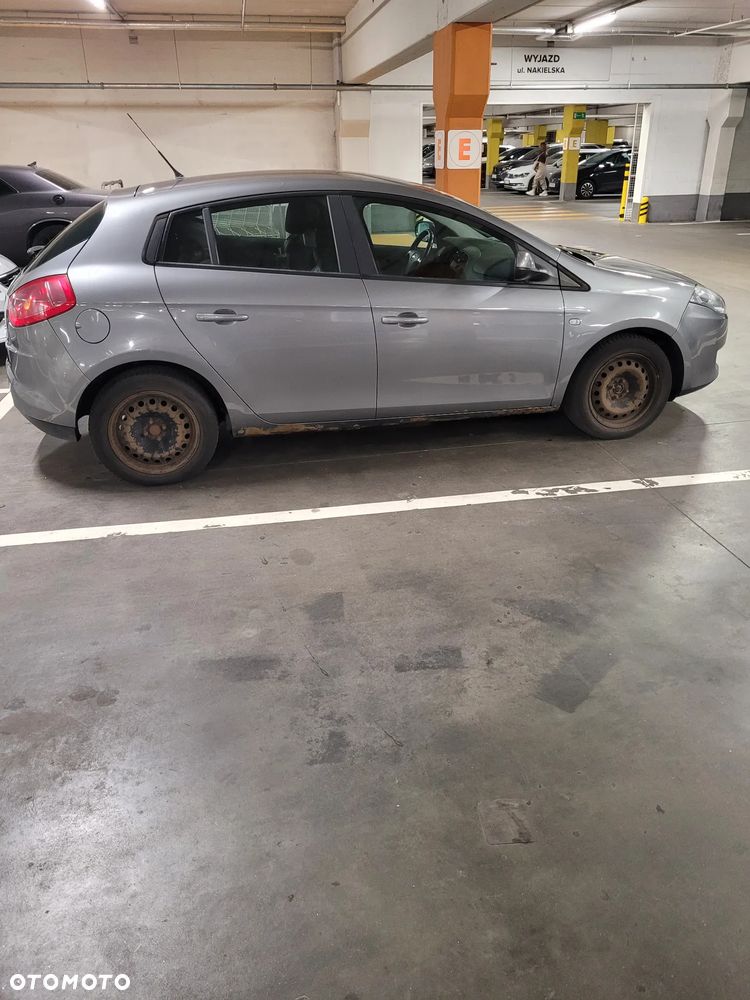 Fiat Bravo 1.9 Multijet Estiva Blue&Me - 11