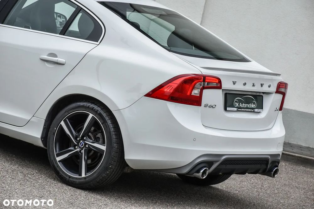 Volvo S60 D4 Drive-E R-Design Summum - 12