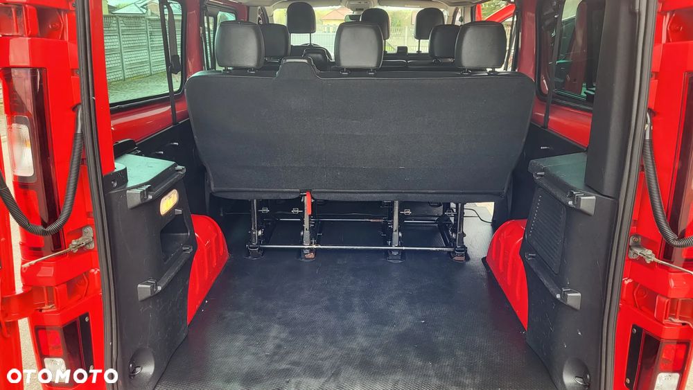 Opel Vivaro - 21