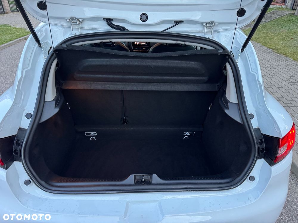 Renault Clio - 22