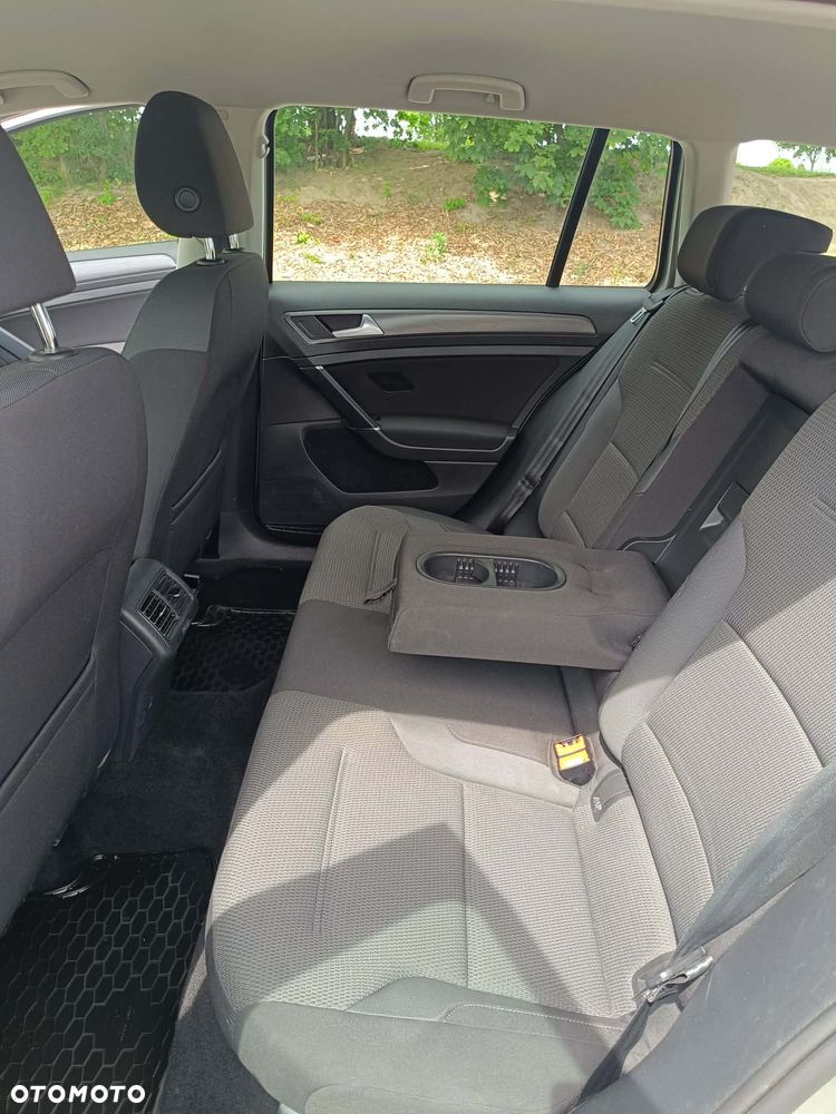 Volkswagen Golf 2.0 TDI BMT Comfortline - 8