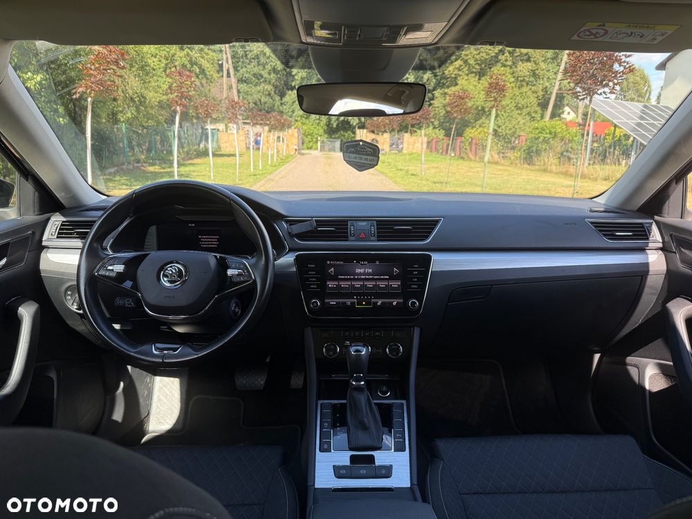 Skoda Superb 2.0 TDI DSG Style - 6