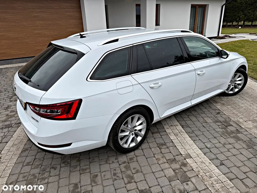 Skoda Superb 2.0 TDI DSG L&K - 13