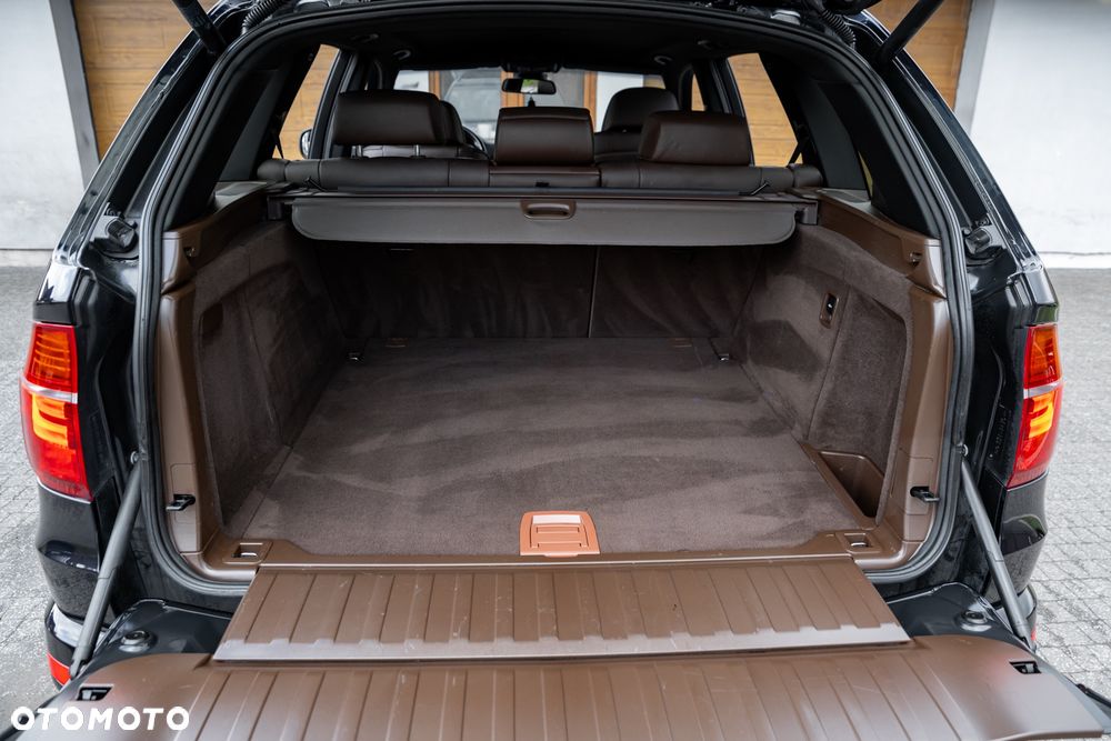 BMW X5 xDrive40d - 16