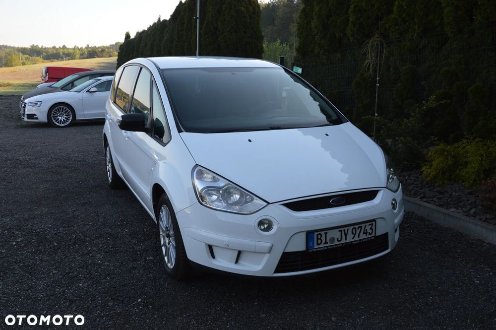Ford S-Max - 9
