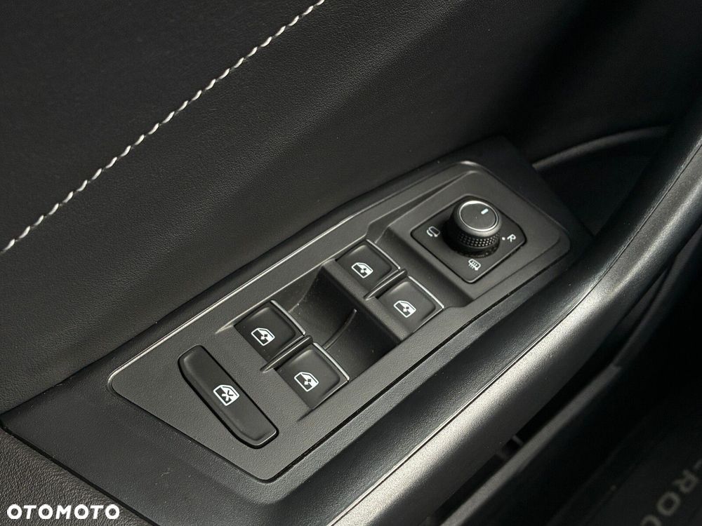 Volkswagen T-Roc 1.5 TSI Style DSG - 24