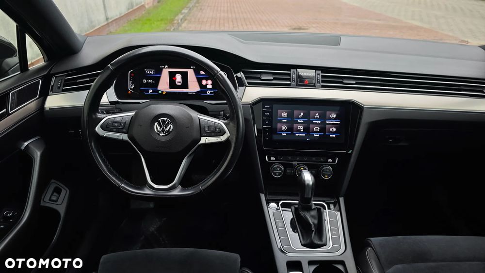 Volkswagen Passat 2.0 TDI BMT Highline DSG - 17