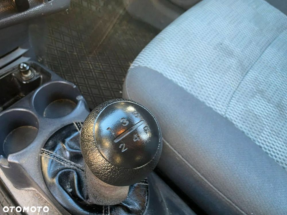 Kia Picanto 1.1 - 12
