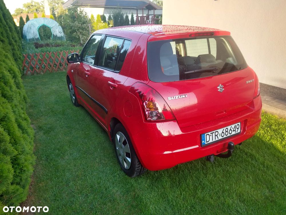 Suzuki Swift 1.3 JB Edition - 3