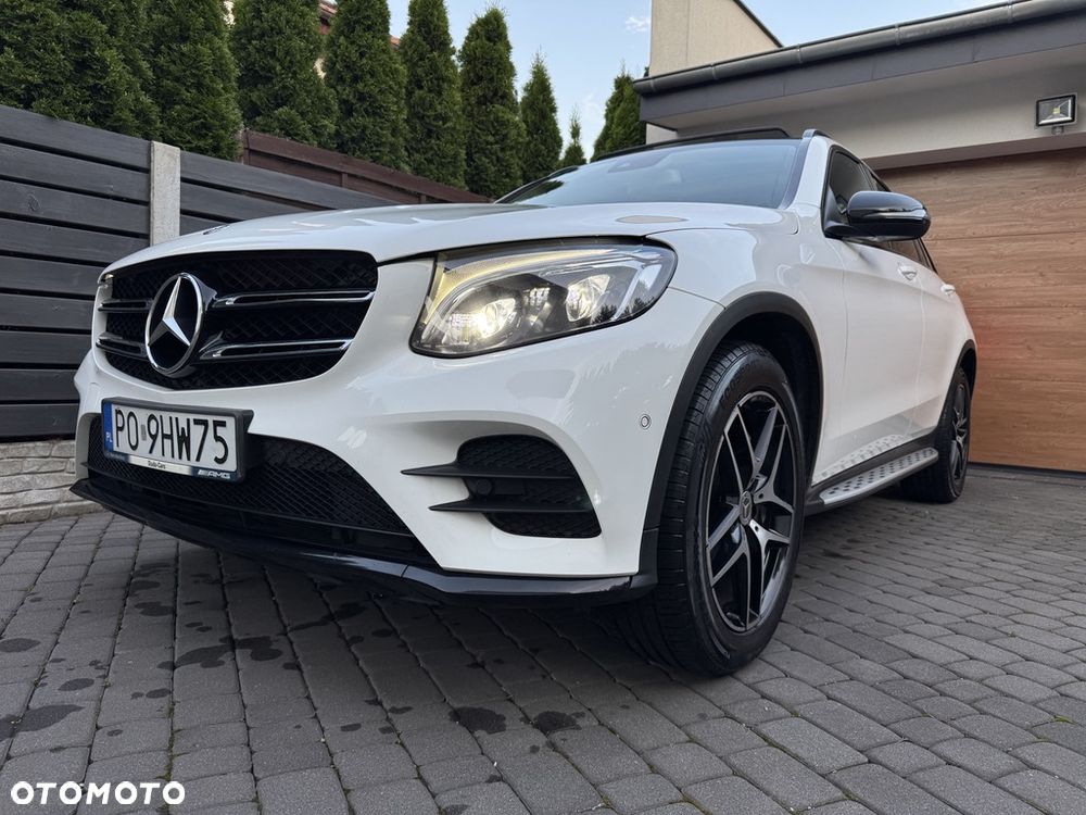 Mercedes-Benz GLC 250 4Matic 9G-TRONIC AMG Line - 6