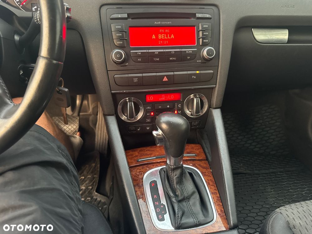 Audi A3 3-drzwiowe 1.8 TFSI Attraction S tronic - 12
