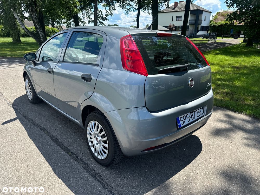 Fiat Grande Punto - 9