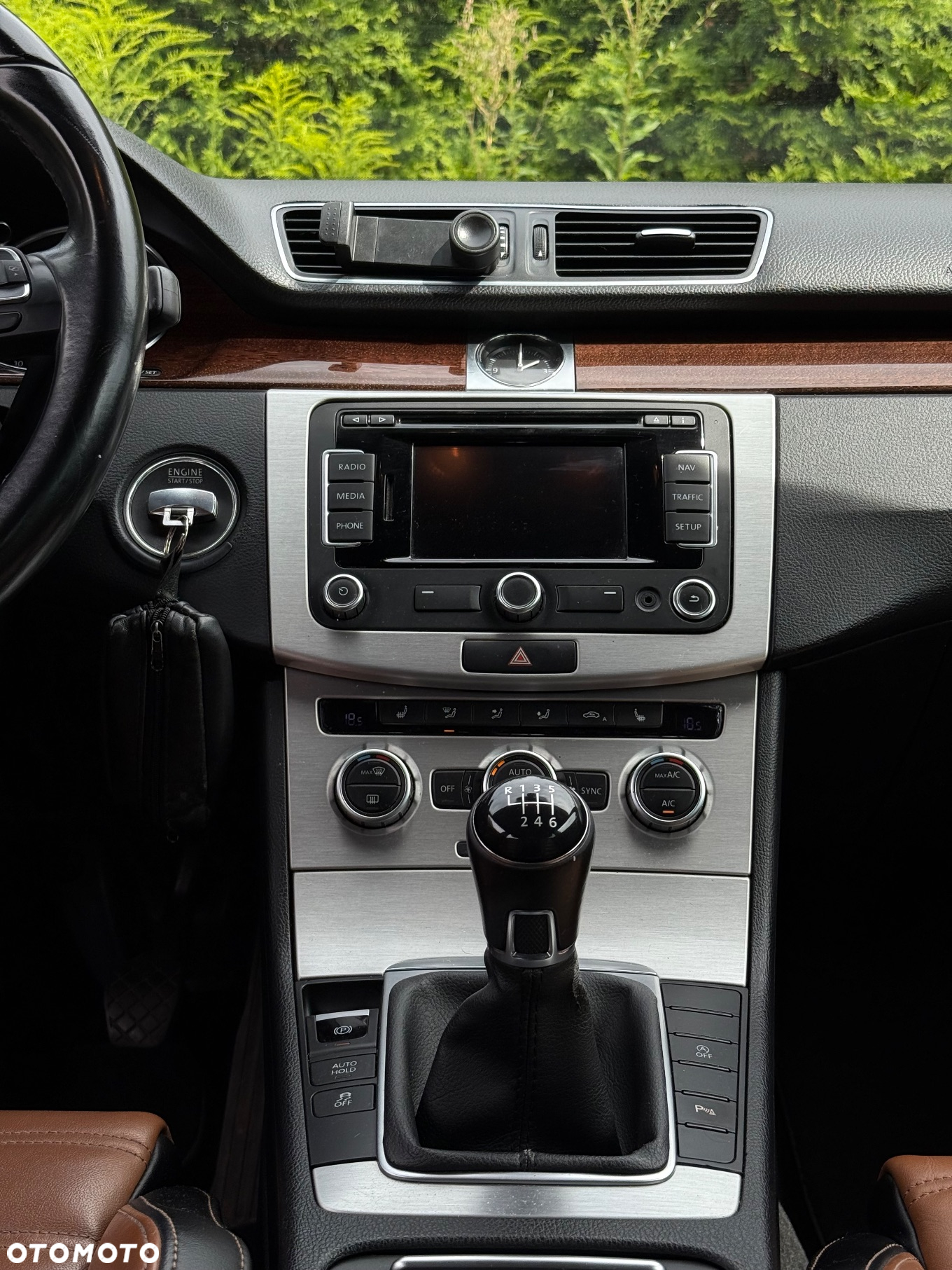 Volkswagen Passat 2.0 TDI Highline R-Style - 12