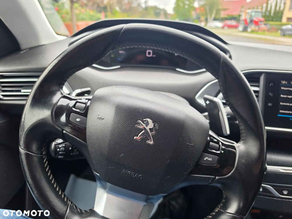 Peugeot 308 - 15