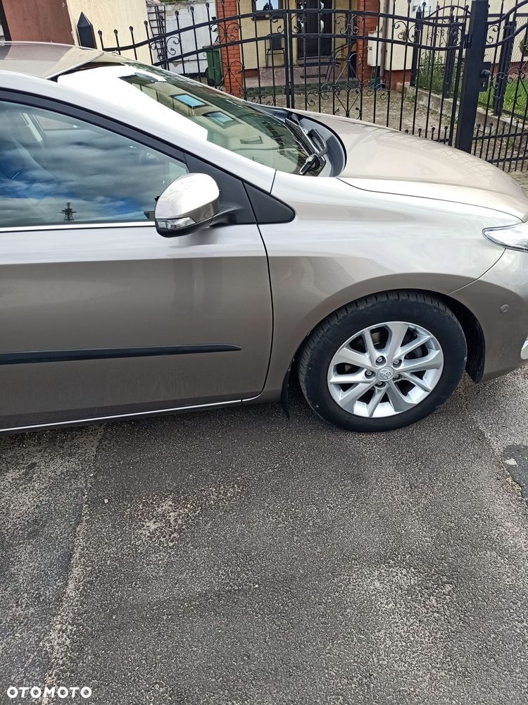 Toyota Auris 1.33 Dual-VVT-i START Edition - 16