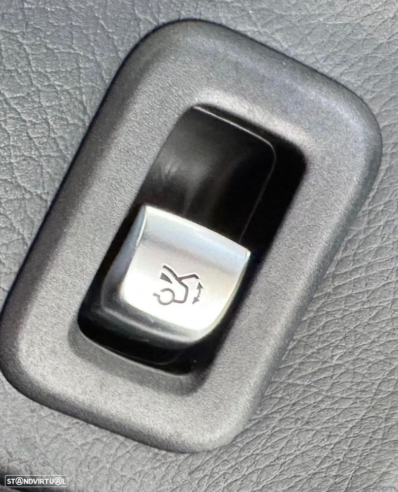 Mercedes-Benz GLC 300 de 4Matic 9G-TRONIC AMG Line Plus - 21