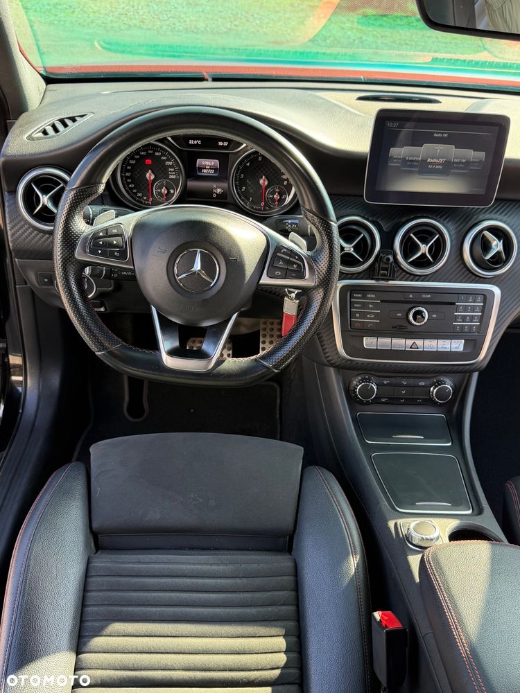 Mercedes-Benz Klasa A 180 7G-DCT AMG Line - 9